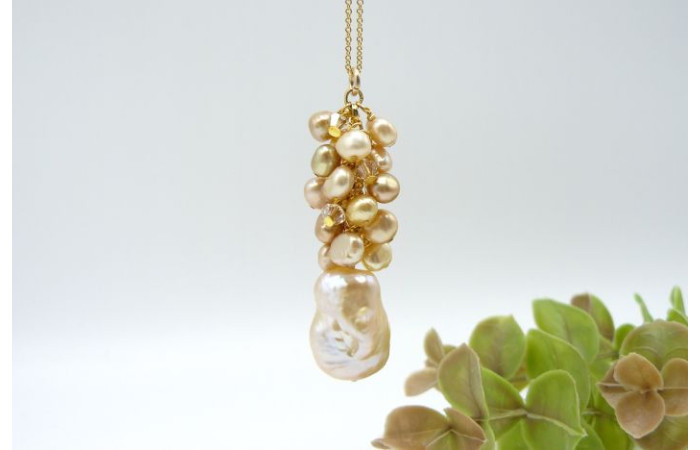 Champagne/Gold Large Keshi Baroque Pearl Cluster Necklace