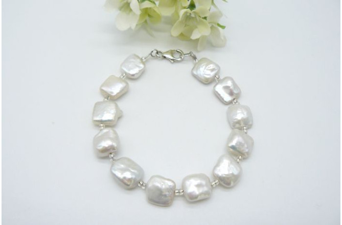 White Square Pearl Bracelet