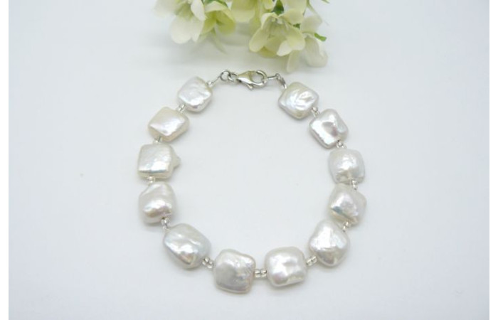 White Square Pearl Bracelet